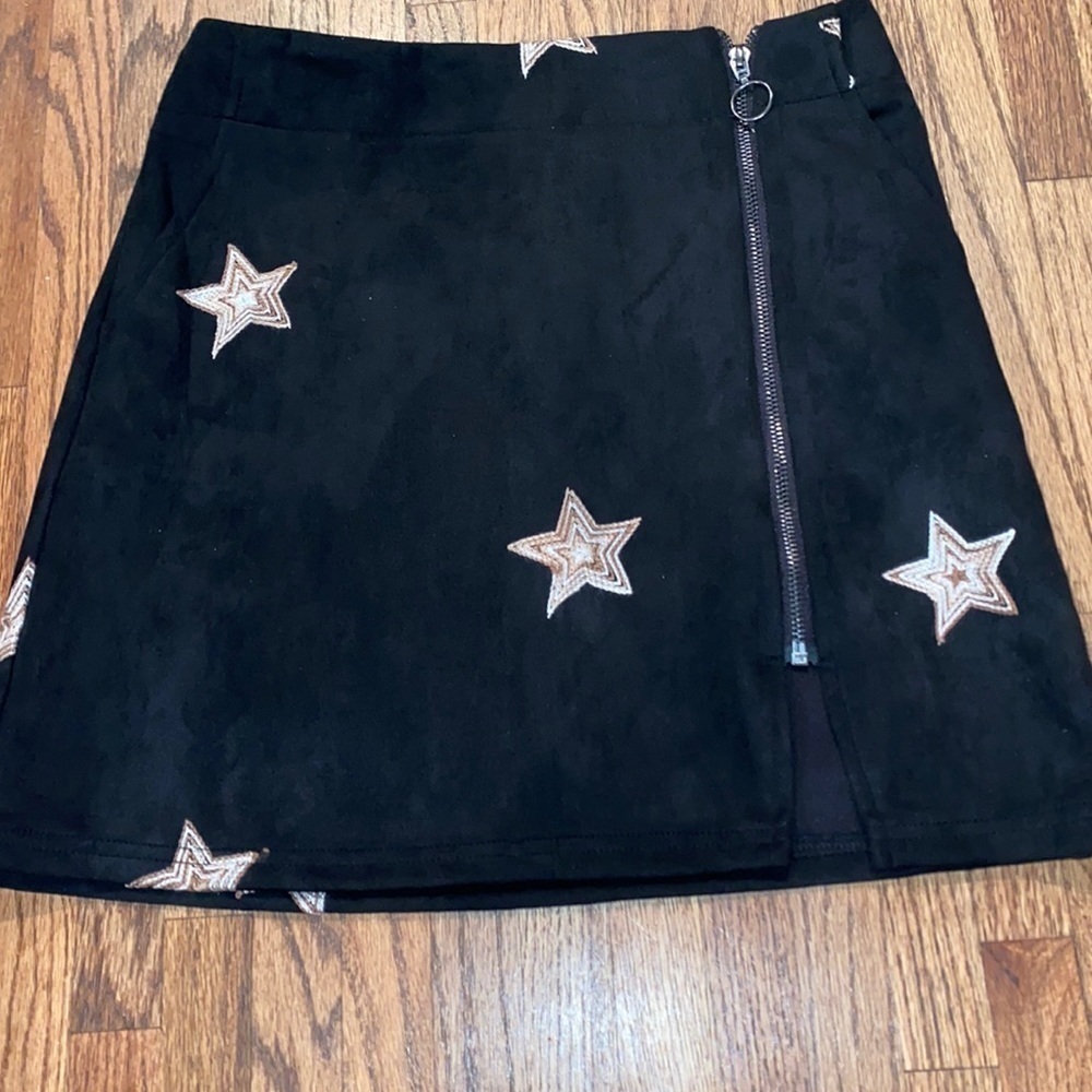 Fab’rik Skirt Size Small NWT